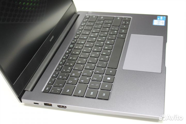 Отличный ультрабук Huawei 14