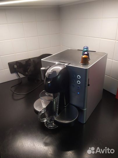 Капсульная кофемашина Delonghi EN 720 M Nespresso