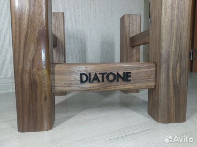Подиумы для акустики Diatone