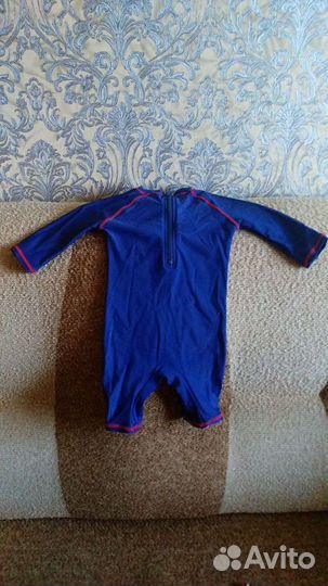 Плавательный (купальный) костюм