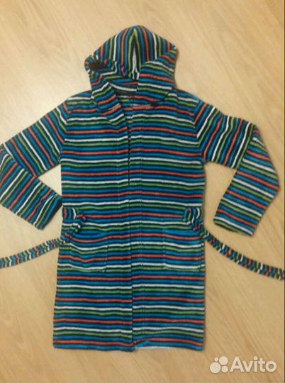 Мягкий, уютный халат 128/134см