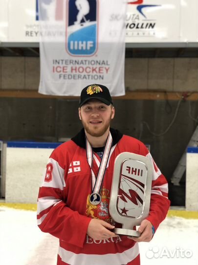 Тренер по хоккею