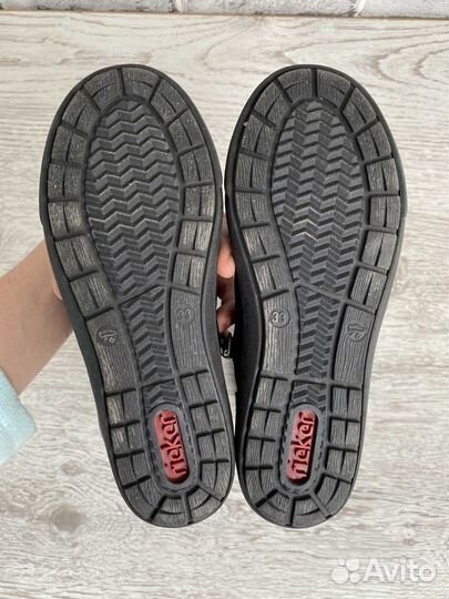 Полусапожки утеплённые на девочку 33 размер