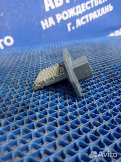 Резистор печки Chevrolet Aveo T200 хэтчбек F14D3