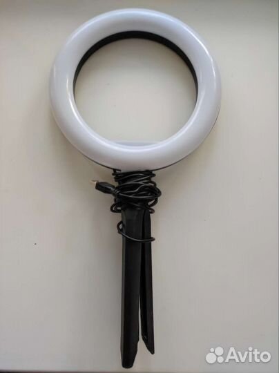 Кольцевая лампа