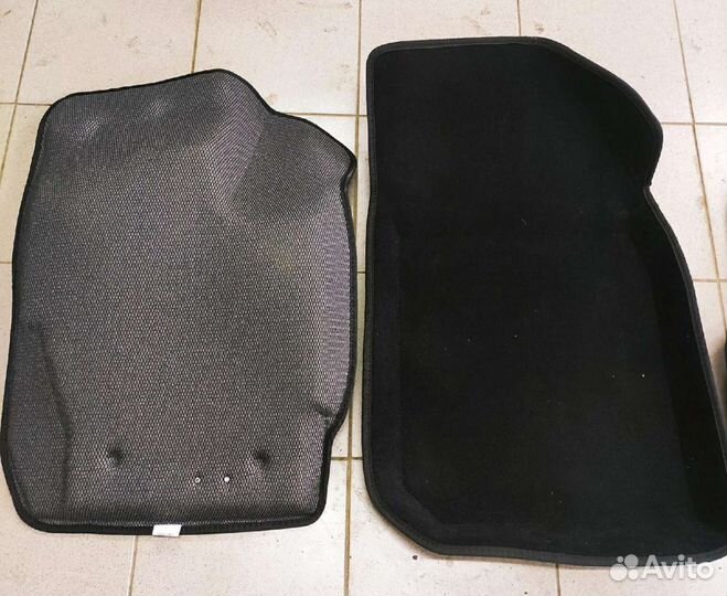 Автомобильные коврики Euromat 3D на Renault Duster