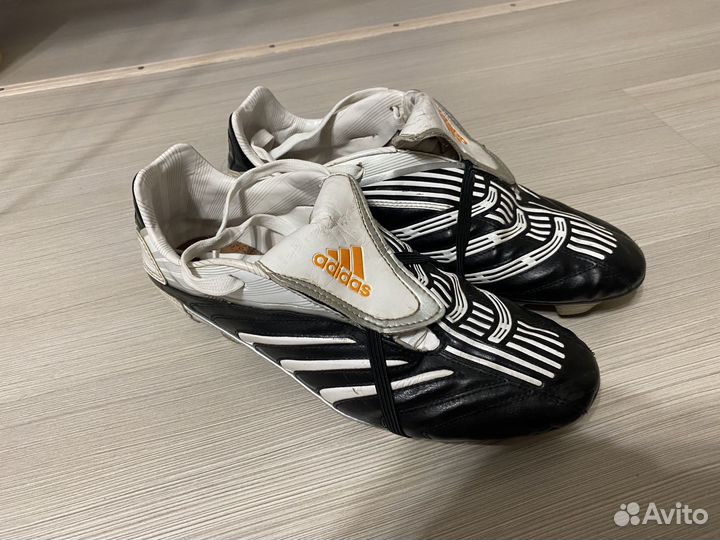 Бутсы adidas predator