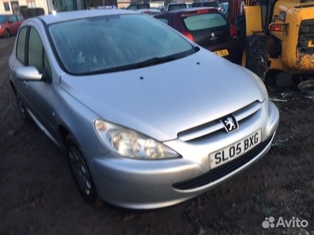 Разбор на запчасти Peugeot 307
