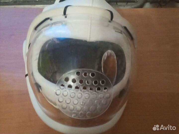 Шлем для единоборств