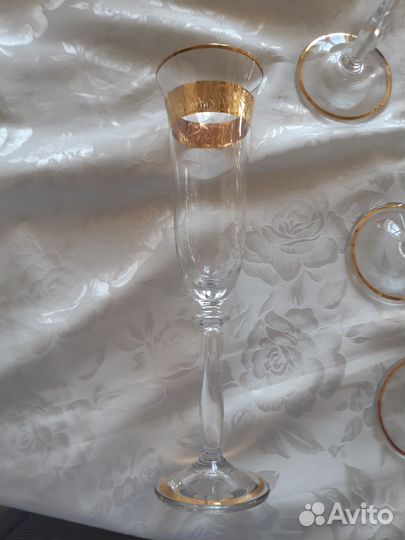 Бокалы для вина и рюмки