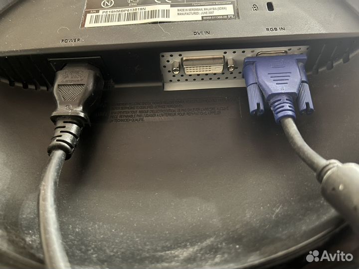 Монитор Samsung