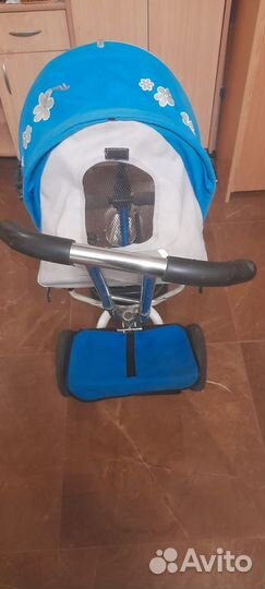 Детский трехколесный велосипед- коляска