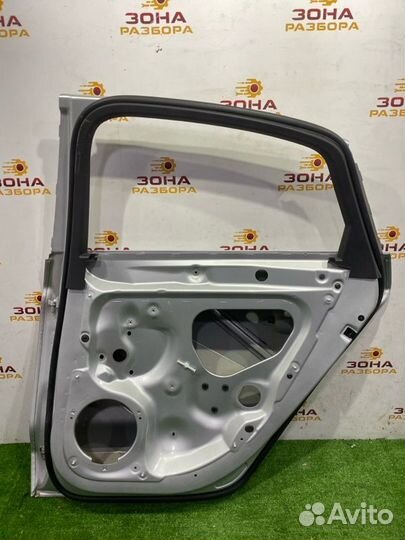 Дверь боковая задняя правая Audi A3 8V (седан)