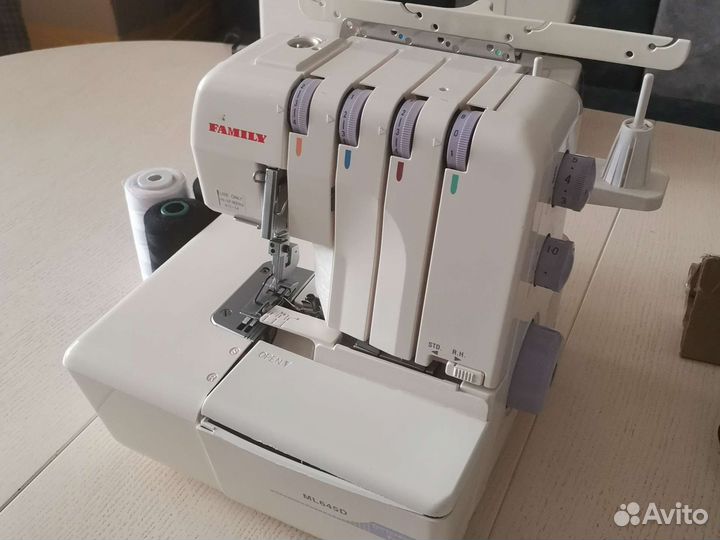 Оверлок Family ML645D