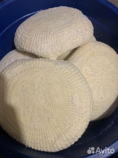 Масло сливочное домашнее, сыр брынза