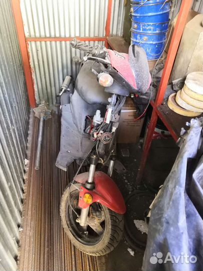 Продаю скутер