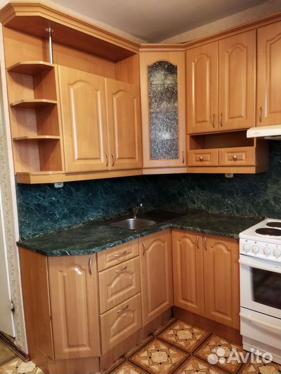 Кухонный гарнитур с техникой