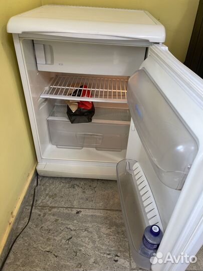 Холодильник indesit бу