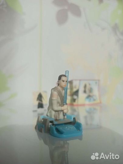 Киндер игрушки Супер герои машины снеговик