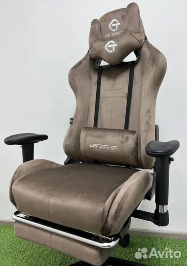 Офисное кресло (геймерское). Кресло для директора