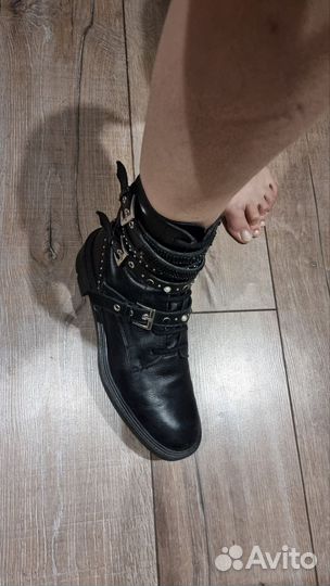 Ботинки демисезонные женские