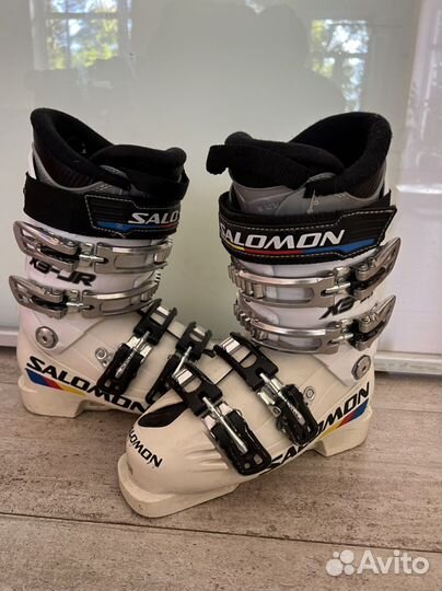 Горнолыжные ботинки atomic детские 22-22.5