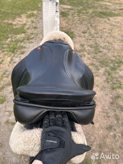 Albion седло выездковое