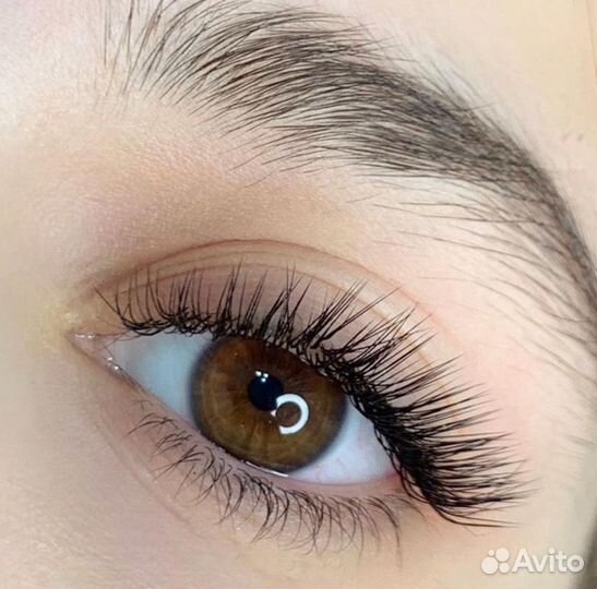 Наращивание ресниц модель