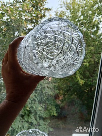 Хрустальная ваза