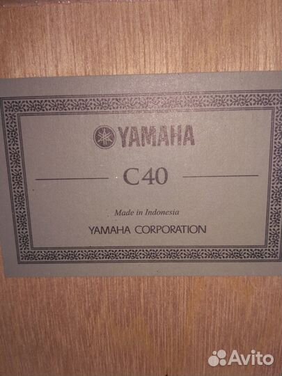 Классическая гитара Yamaha C40 +чехол