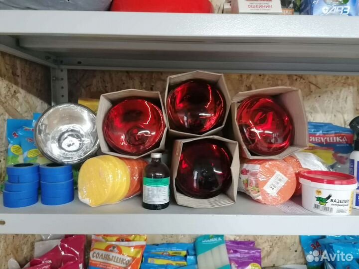 Инфракрасная лампа для цыплят