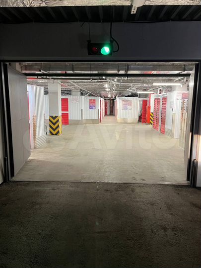 Маленький бокс для хранения вещей 1 м²