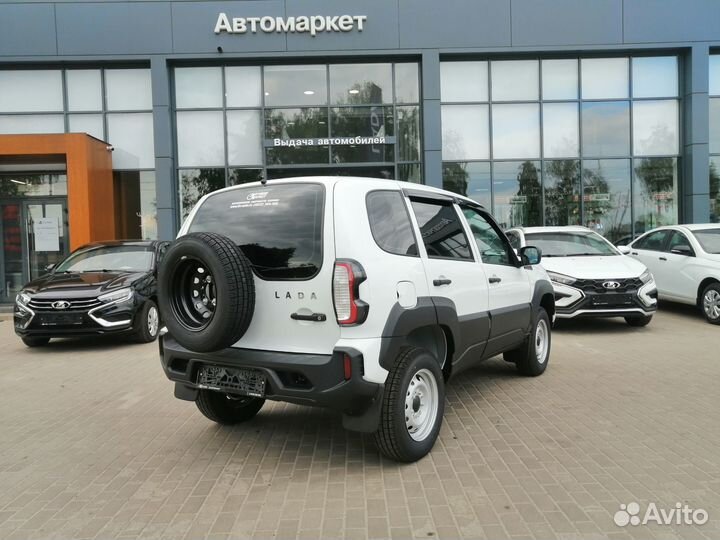 ВАЗ Niva Travel 1.7 МТ, 2024