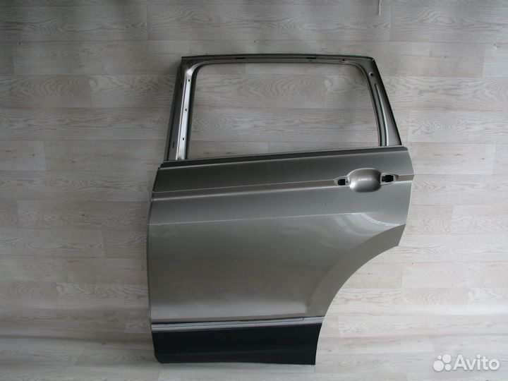 Volkswagen Tiguan 2 Дверь задняя левая