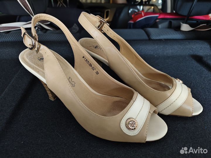 Туфли открытые 39 размер