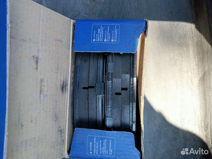 Тормозные колодки передние на hyundai getz/accent