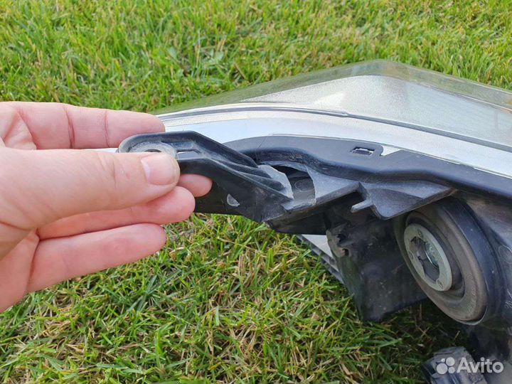 Прадо 150 фара левая