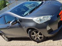 Toyota Aqua 1.5 CVT, 2013, 260 000 км, с пробегом, цена 890 000 руб.