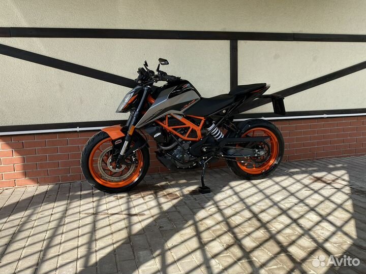 KTM 390 duke