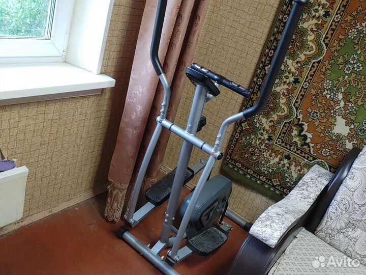 Эллиптический тренажер