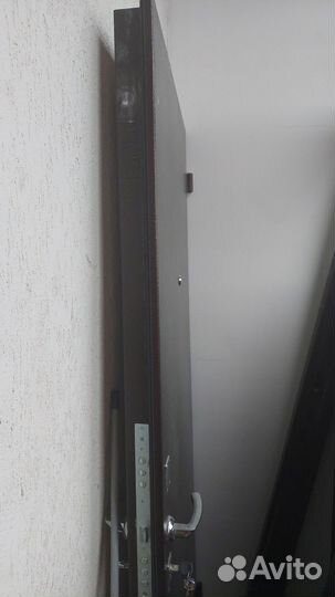 Дверь входная железная бу