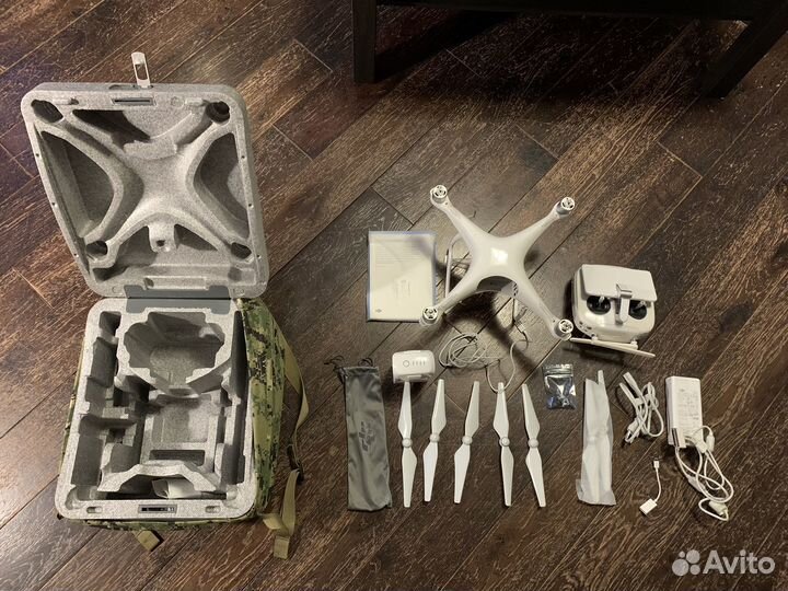 Квадрокоптер DJI Phantom 4 PRO+ (plus)