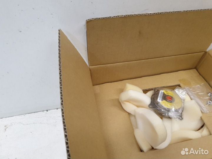 Пиропатрон передний Toyota Hilux 8 2015