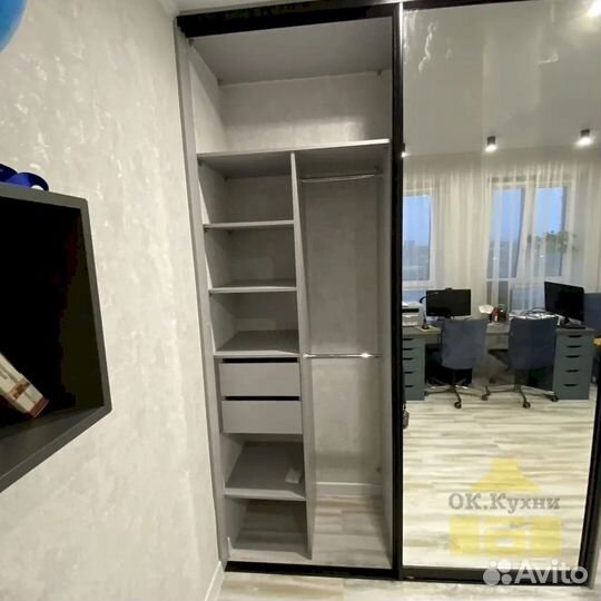 Шкаф распашной