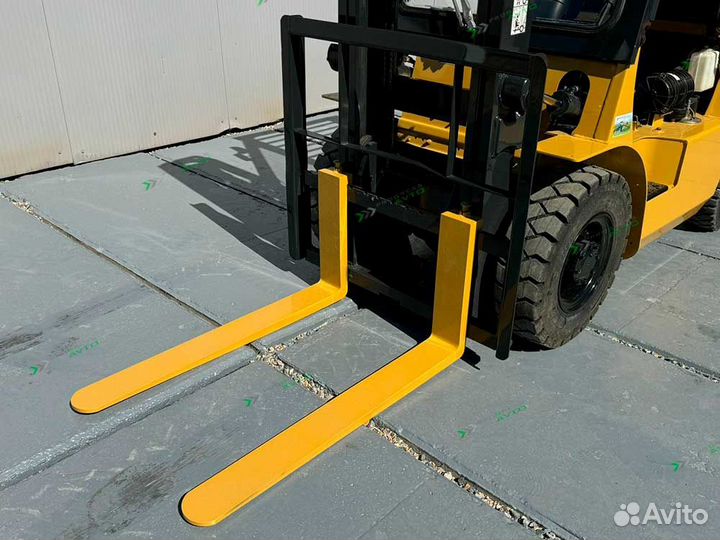 Вилочный погрузчик Mitsubishi FG25D, 2012