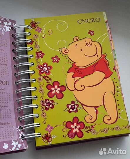 Красивый ежедневник с Винни Пухом