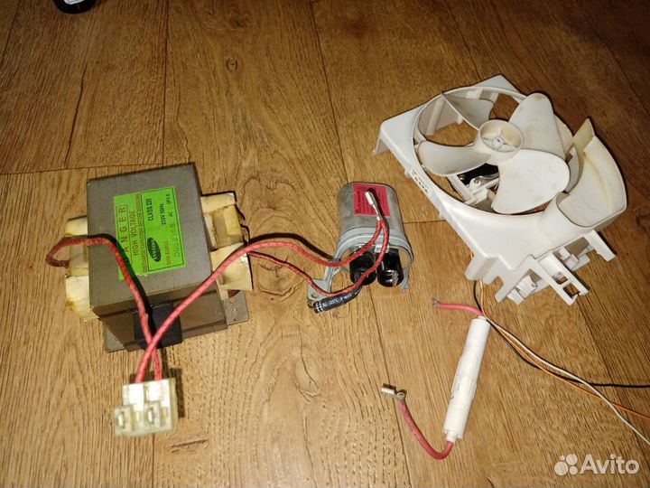 Трансформаторы и др. радиозапчасти