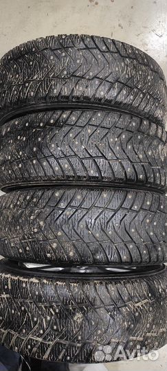 R16 Yokohama Ice Guard IG65 205/55, PCD 5x114.3 DIA 67.1