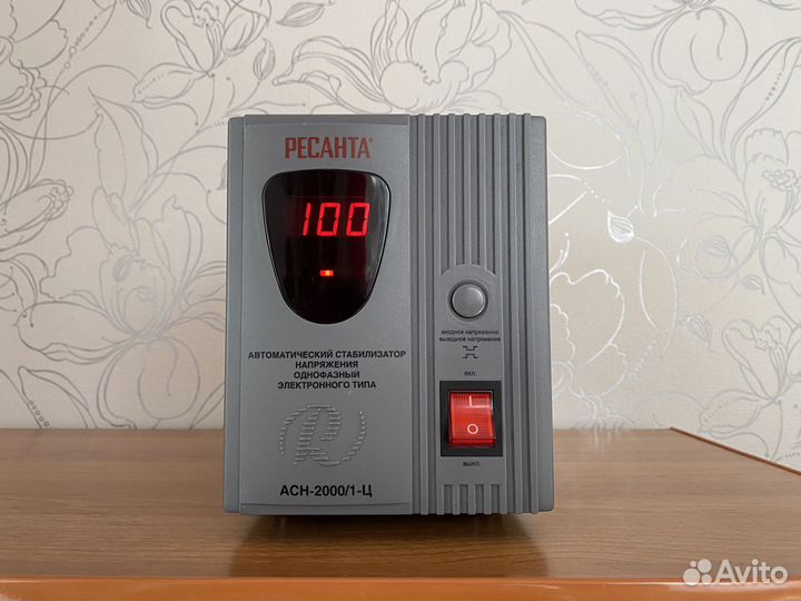 Понижающий трансформатор 220 / 230 - 100 Вольт