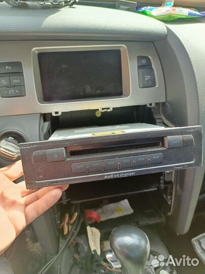 CD-Чейнджер Audi Q7 4.2л